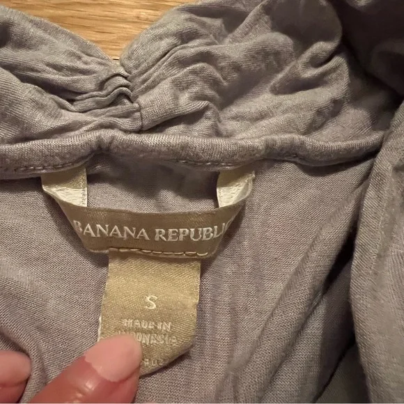 Banana Republic Lavendar Crossover Knit Top - Picture 2 of 2